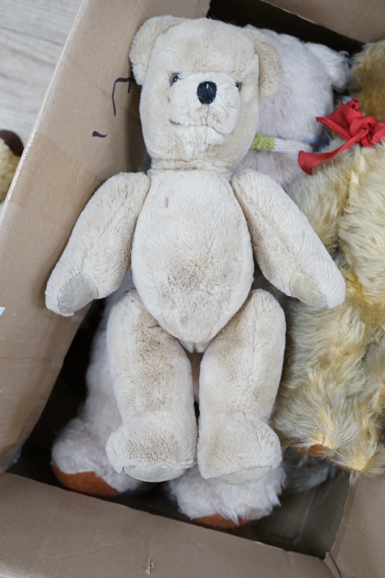 A collection of 20th century Teddy bears, some with jointed limbs. Condition - varies